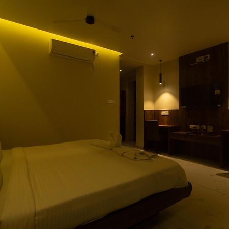 Hotel Palace View Murshidabad Exterior photo